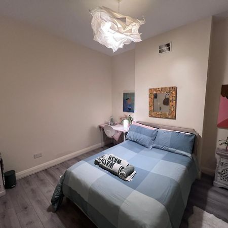Relaxing&Cozy Room لندن المظهر الخارجي الصورة