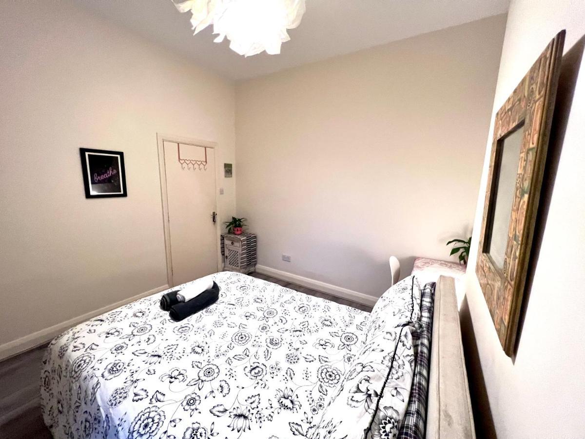 Relaxing&Cozy Room لندن المظهر الخارجي الصورة