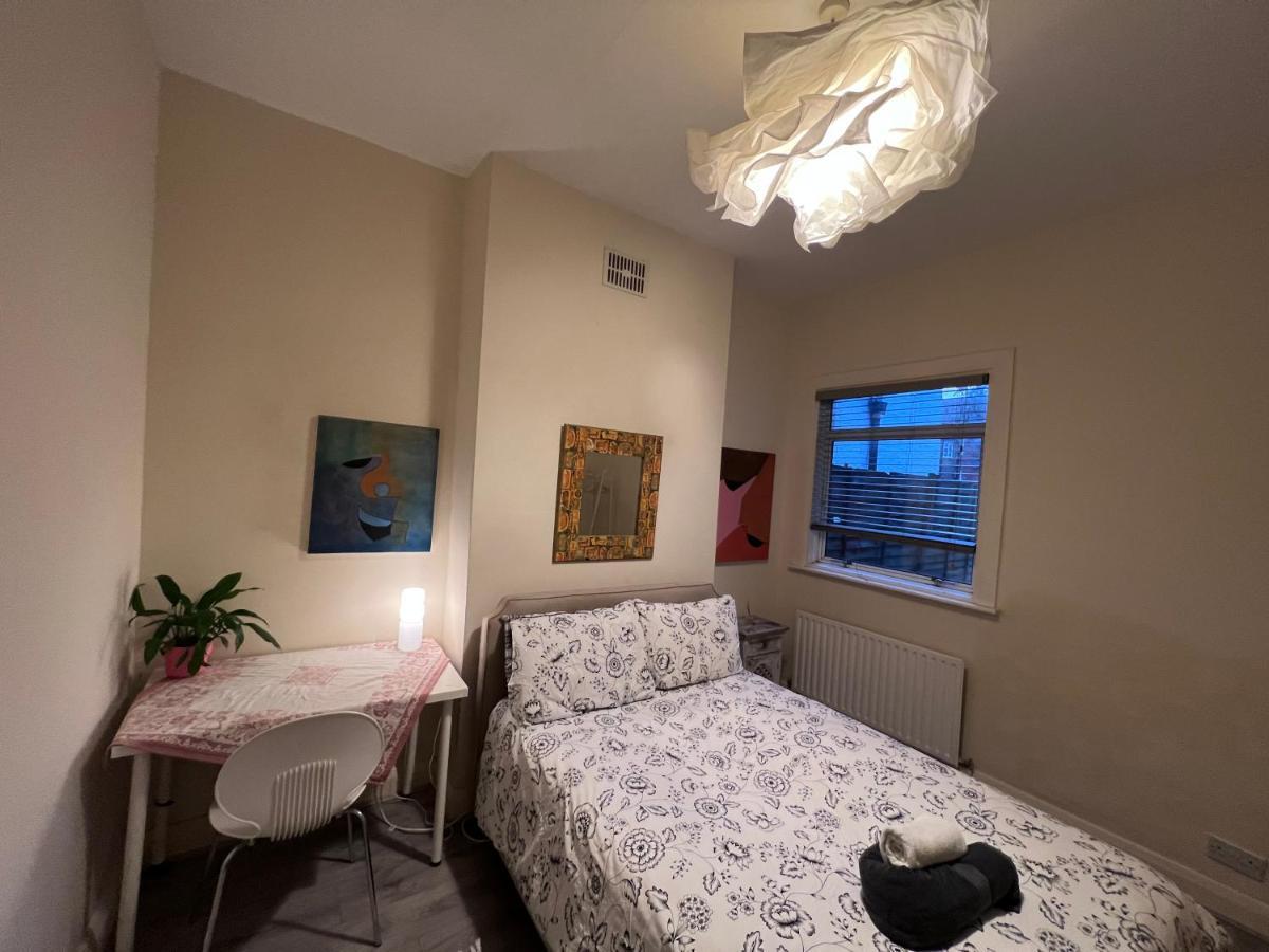 Relaxing&Cozy Room لندن المظهر الخارجي الصورة